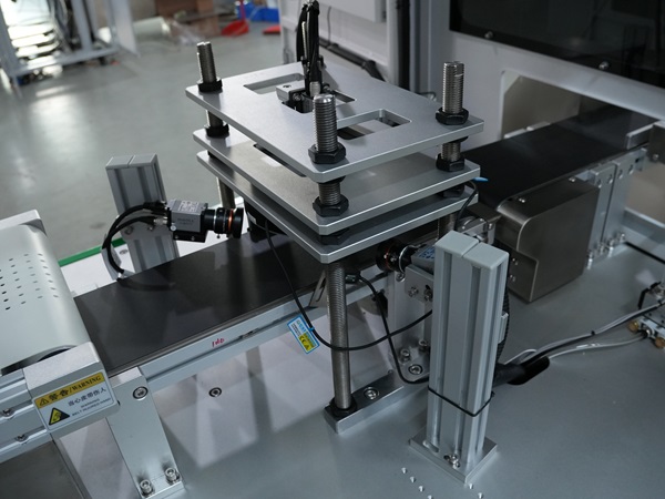 CCD視覺檢測設(shè)備,CCD檢測設(shè)備,視覺檢測設(shè)備廠家